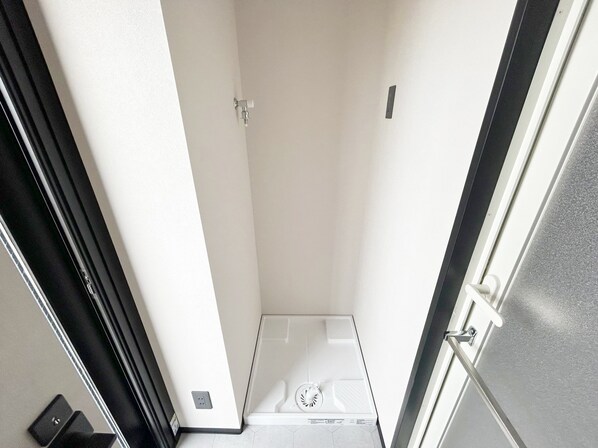 エストゥルース横浜子安の物件内観写真